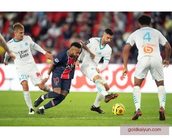 纽卡斯尔边路进攻犀利，战术多样化持续提升球队竞争力