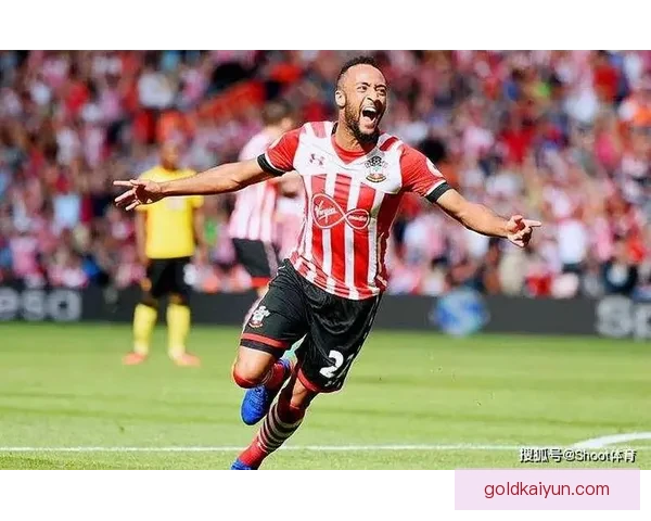 南安普顿锋线火力全开，连续三场比赛表现亮眼，状态回暖。