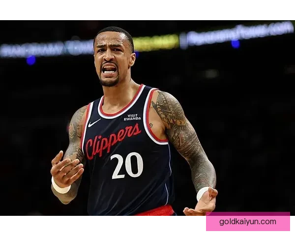 新援首次亮相表现稳健，迅速融入球队战术体系