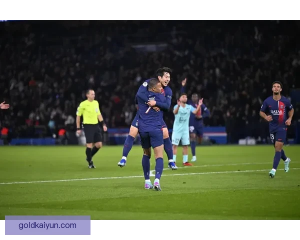 李刚仁比赛阅读能力持续提升，场上决策表现稳健